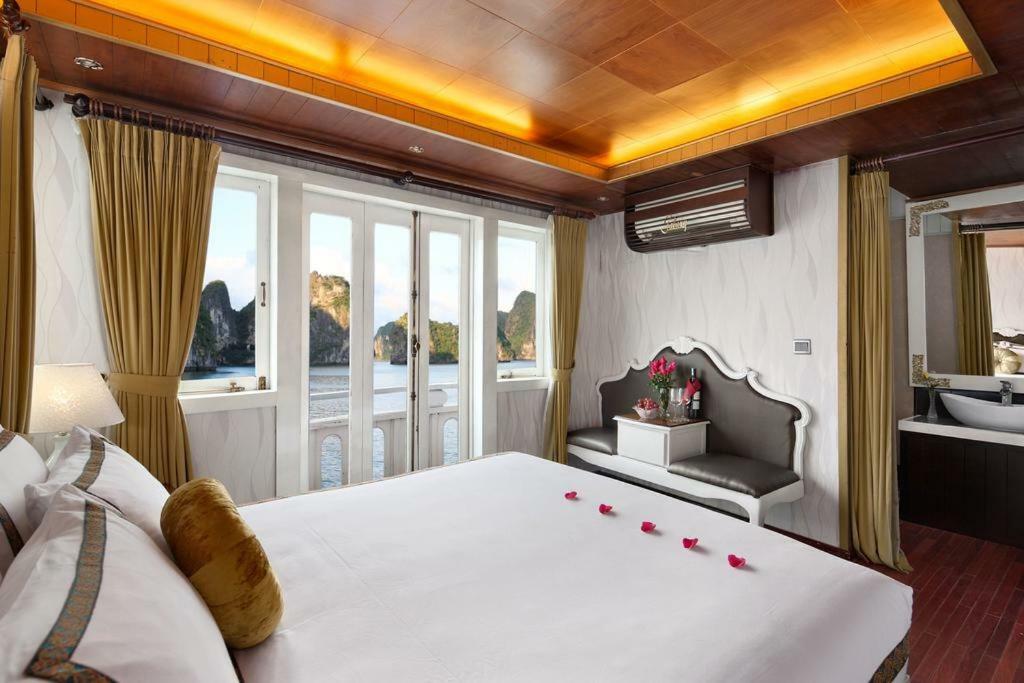 Majestic Halong Cruise Hotel Ha Long Eksteriør billede